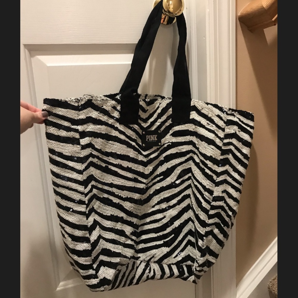 🌟Victoria’s Secret PINK Zebra Sequin Tote🌟